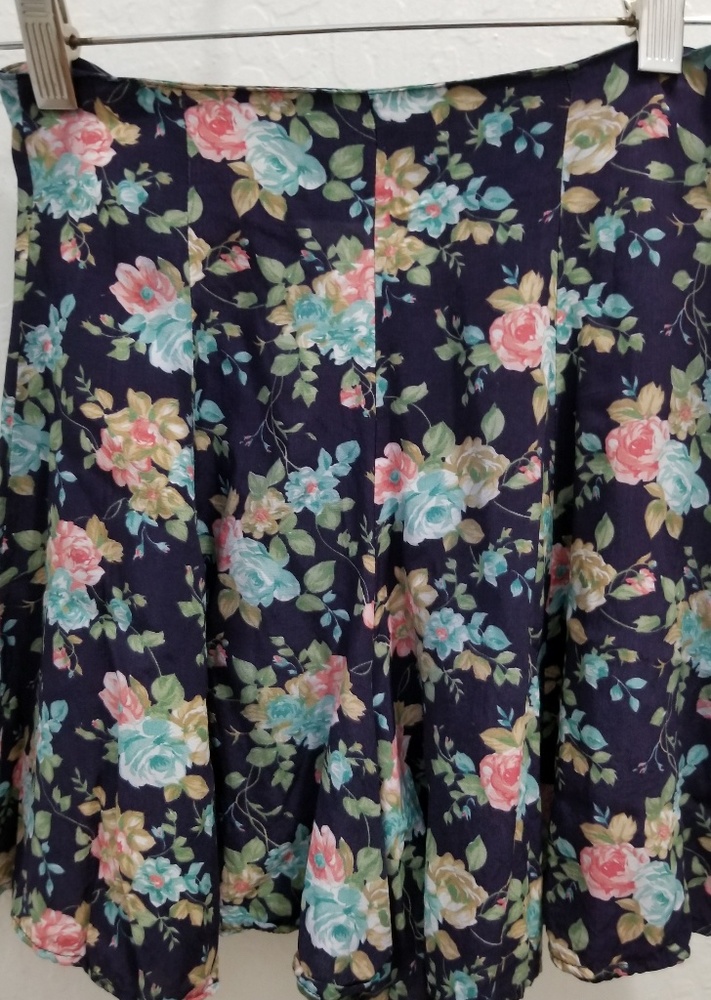 ⭐3/$15 Rayon skort